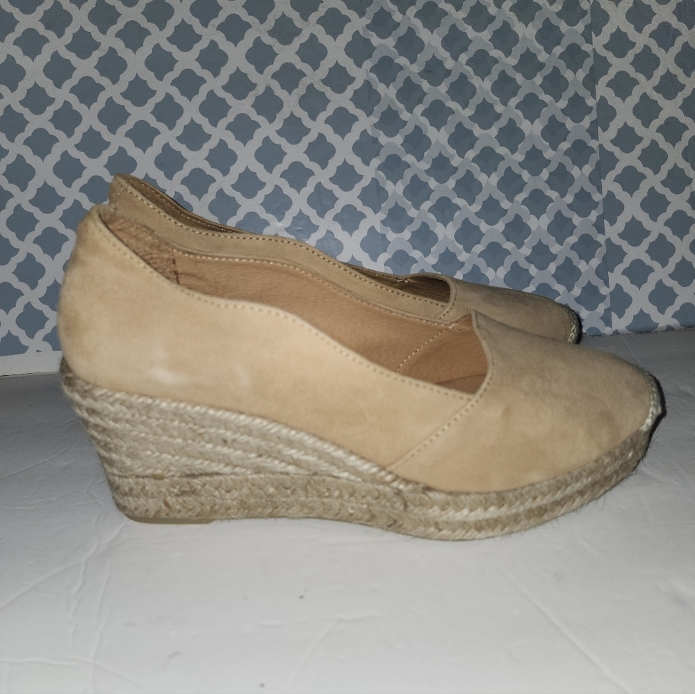 Patricia Green Vienna Scallop Tan Leather Wedge Espadrille Shoes Size 9 New